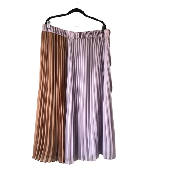 Ann Taylor Colorblock Pleated Midi Skirt (XLT) - Picture 2 of 5